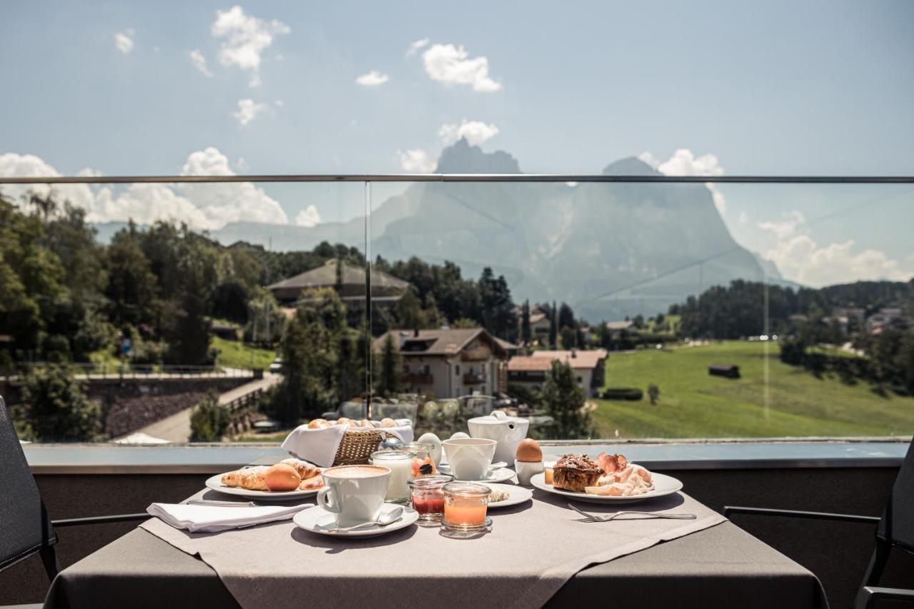 Hotel Alpenflora Castelrotto Dış mekan fotoğraf
